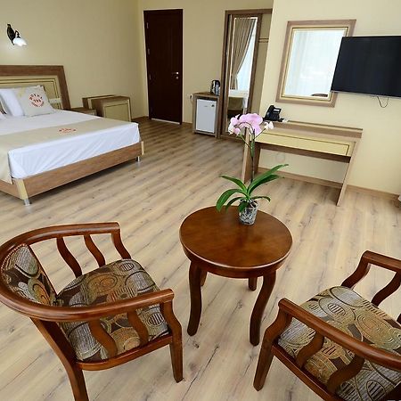 Hotel 725 B Батумі Екстер'єр фото