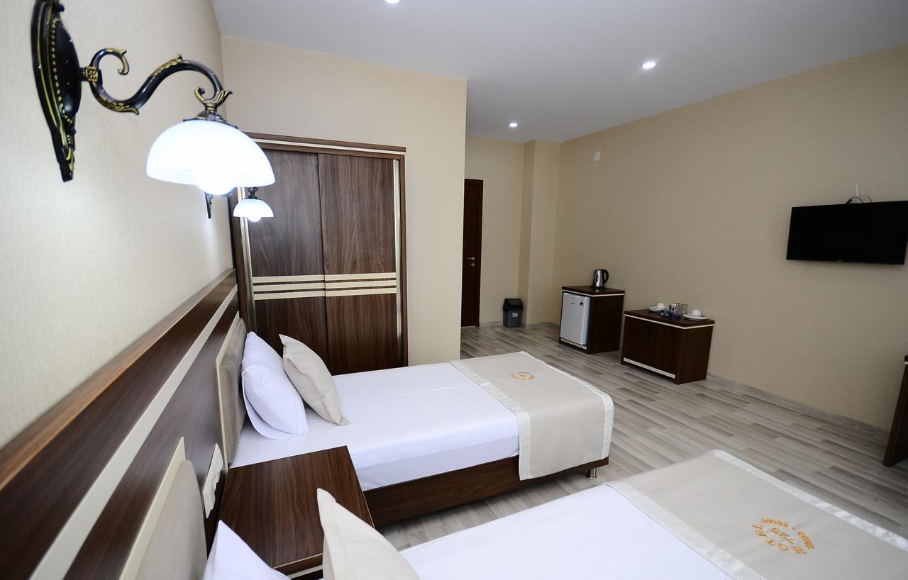 Hotel 725 B Батумі Екстер'єр фото