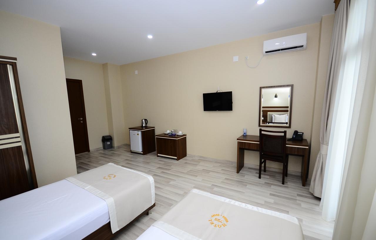 Hotel 725 B Батумі Екстер'єр фото