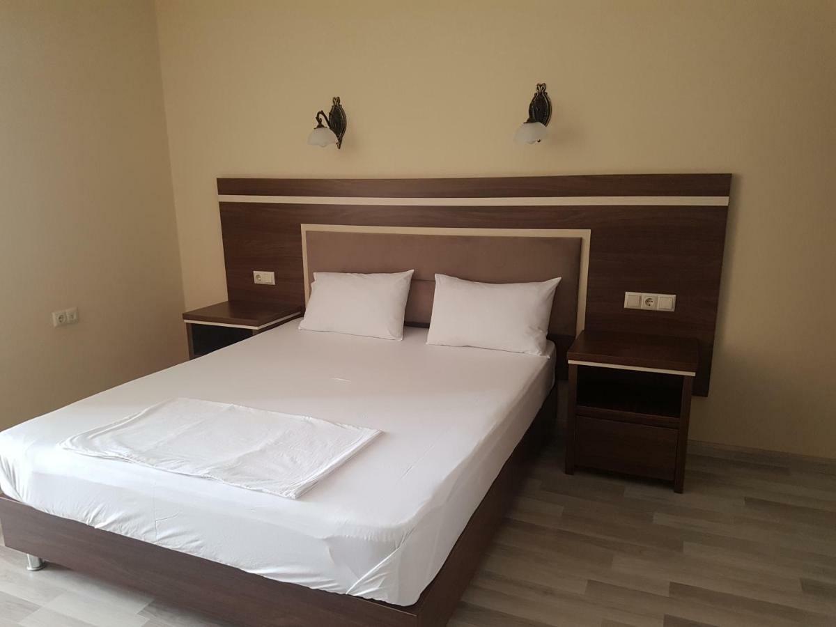 Hotel 725 B Батумі Екстер'єр фото