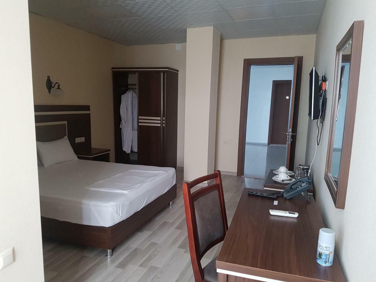 Hotel 725 B Батумі Екстер'єр фото