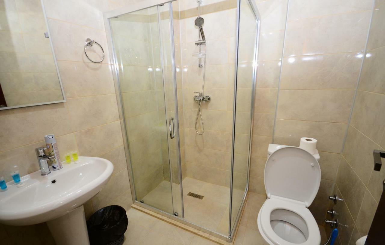 Hotel 725 B Батумі Екстер'єр фото