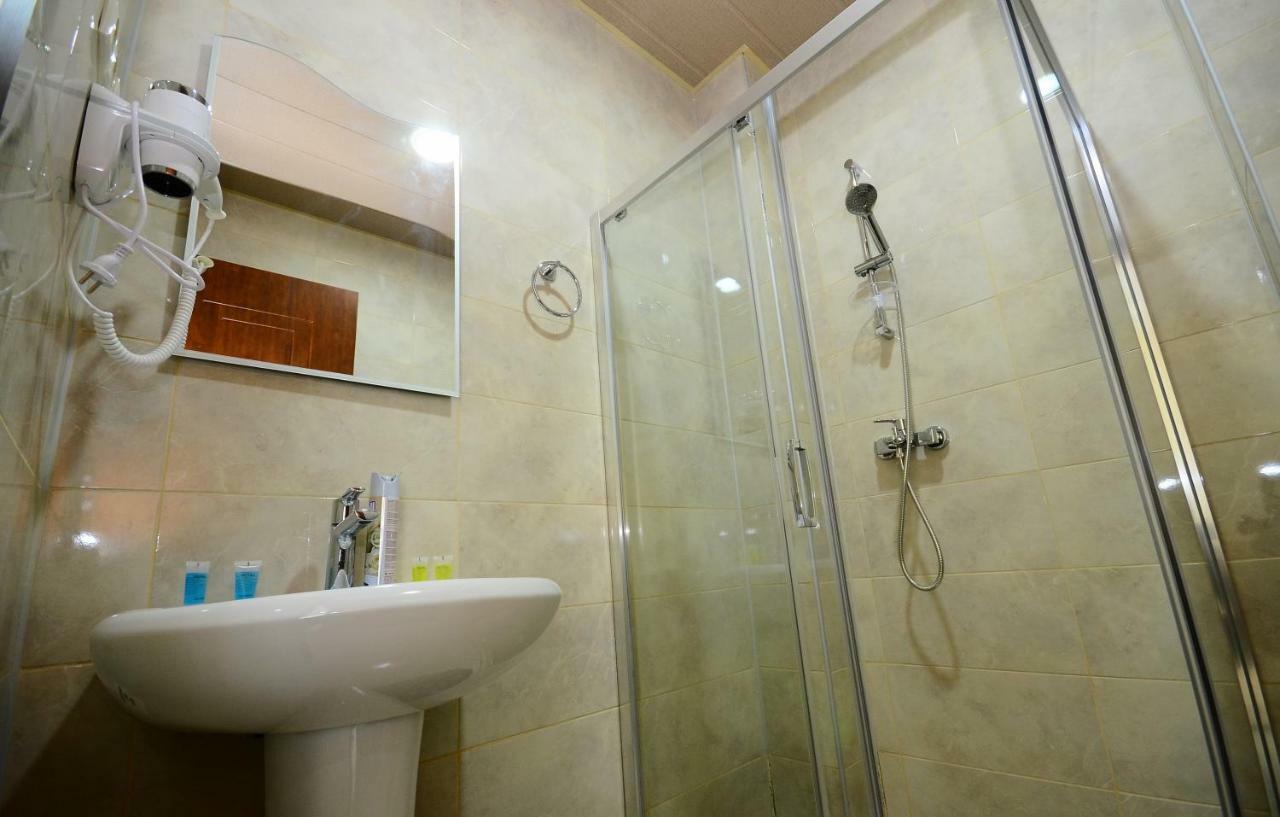 Hotel 725 B Батумі Екстер'єр фото